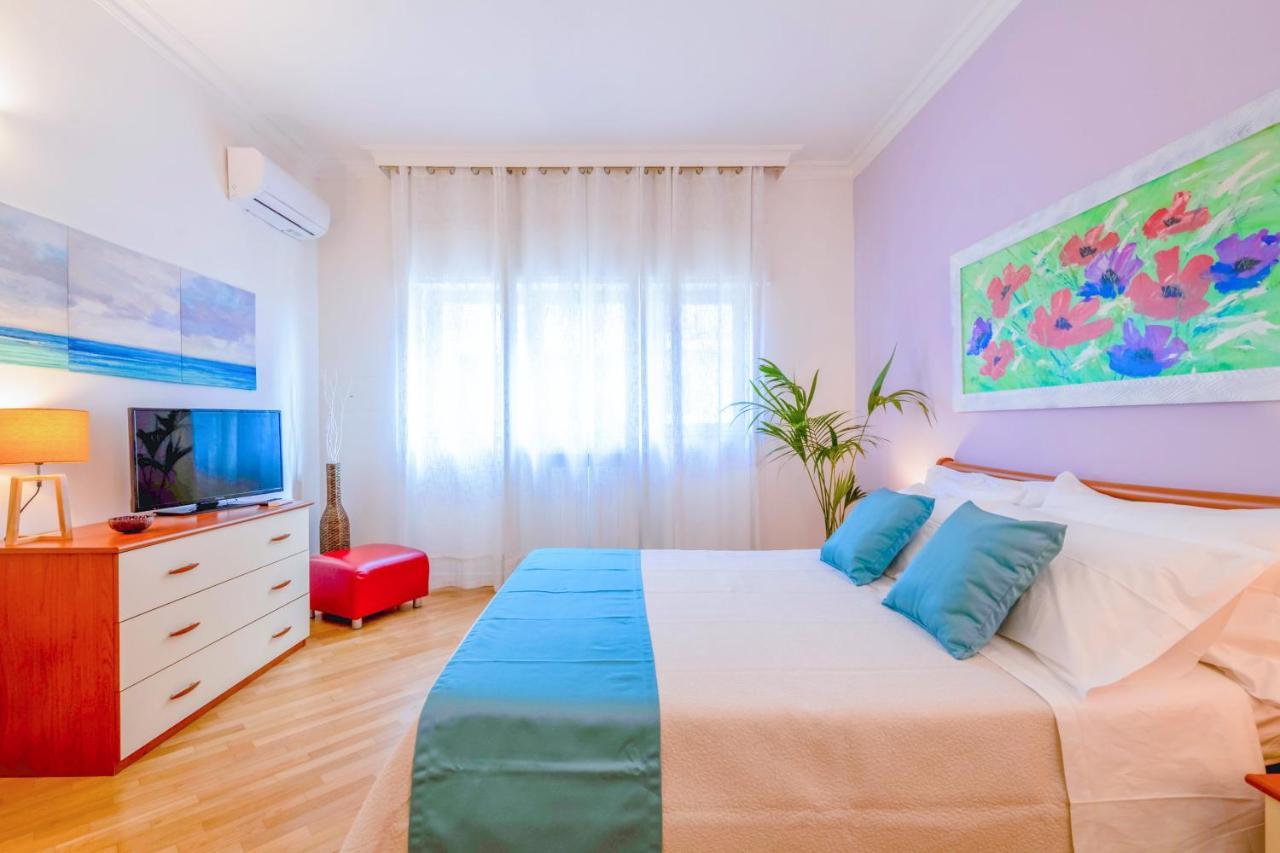 Modern Apartment To Relax In The City Center 巴里 外观 照片